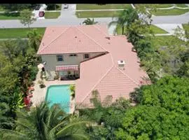 Guest suite- Pool view- Maria of Spain