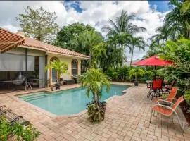 Guest suite- Pool view- Maria of Spain