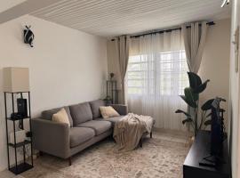 Gentle Getaway, hotel con estacionamiento en Oranjestad