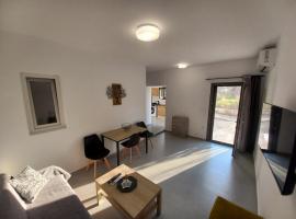 Velania House – hotel w mieście Filótion