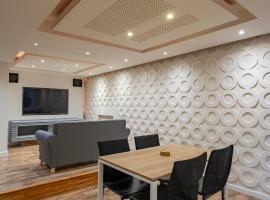 Casa en pleno centro Reciclaje top، كوخ في مونتيفيديو