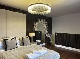 Canterbury's Best Kept Secret! Unforgettable Home!