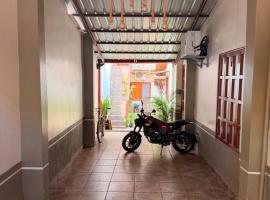 Aquir!, хотел в Кобиха