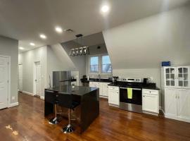 Apartment in Middletown-Wesleyan 301, Hotel in Middletown