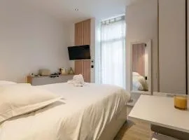 Lovely apartment with Garden and air conditioning