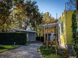 Mobile Home in der Alba Village Residenz, hotel a Alba