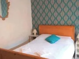 Wexford townhouse with WiFi and garden