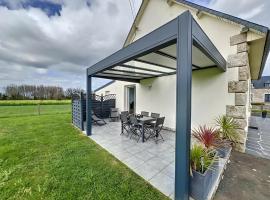 Plévenon में, होटल Holiday Home near Cap Frehel Emerald Coast