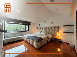 Hotel Santa Ana Luxury Rentals - 111, hotel em Bogotá