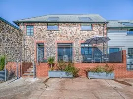 The Stables - Uk49089