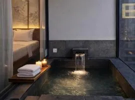 Lynn Times Private Onsen with Deluxe River View