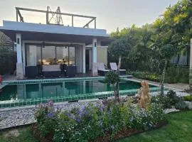 Seaview Spirit Private Pool & Jacuzzi Villa