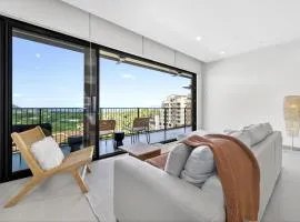 Tropics at Naumi, Ocean Views, Gym & Pools