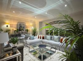 Executive Luxury Stay Corporate Paradise in South Richvale, Hotel in Richmond Hill