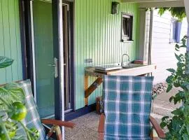 Gartenhaus in ruhiger und geschützter Südlage