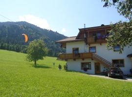 Ferienwohnungen Marchanger, hotel cerca de Guggwiesenlift, Niederau