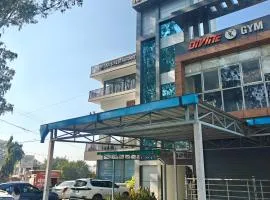Hotel Nandaashish