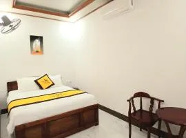 NHI QUYNH Hotel