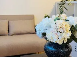 Modern studio in Clichy, quick access to Paris