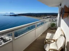 Maravilloso apartamento en primera línea de playa.