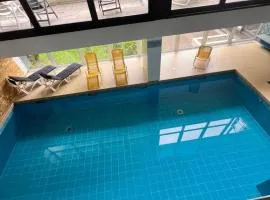 Black Forest Panorama Loft mit Pool