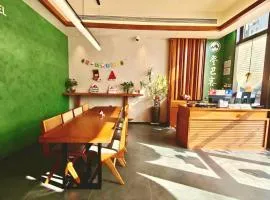 Dengba Inn Huijin Road Metro Station Branch