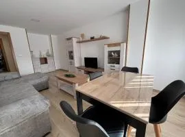 Piso en Ribeira a 20metros de la playa de Coroso by Cristian&Tamara "alquileres"