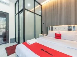 RedDoorz Syariah At Jl Pangeran Hidayatullah Cianjur