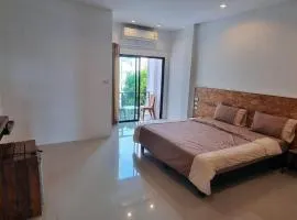 Sawadee632,Naiharn&Rawai Beach Phuket