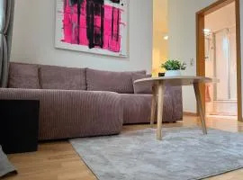 Chez Chantal - Stay in Historic City Center