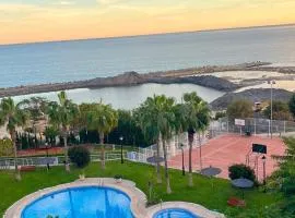 Primera línea, playa, piscina y amanecer