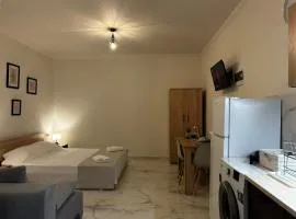 Aristotelis apartment