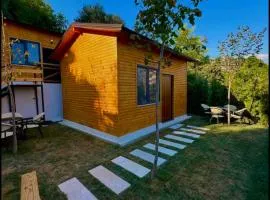 Berat Hill Cabins