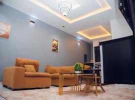 CNX Hotels and Suites, hotel en Yenagoa