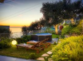Viesnīca Olive House, luxury retreat Amalfi coast pilsētā Furore