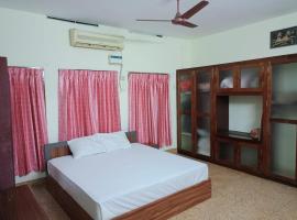 JK Marina Residency , kollam, hotel u gradu 'Kollam'