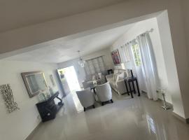 Casa de campo Ana Victoria，Las Bonillas的飯店