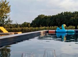 La Hurre, hotell i Montiron