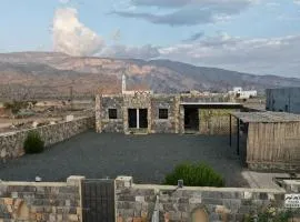 Cloud housing jabal shams