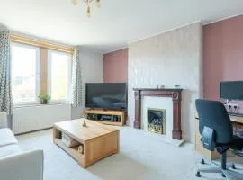 Central Dundee, 1 Bed, Parking, 3 Nights