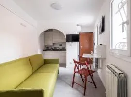 Bologna Accommodation - Monolocale 20mq - 24H