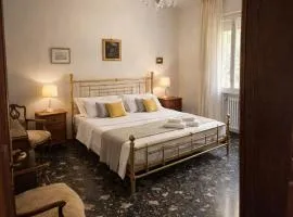 House in the park! Free parking and convenient to Venice