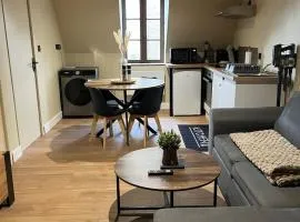 Appartement de Charmes dans le Centre de Cherre