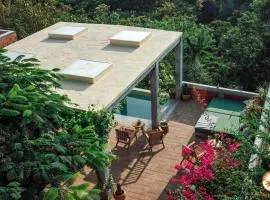 Coyote, 6BR Ocean View Villa, Playa del Amor