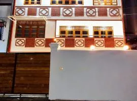 Alexandra Beach Bungalow