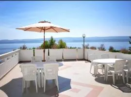 Sunrise Apartments and Studio Apartments 1