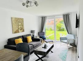 3 Bedroom House - Fast Wifi - Parking - near Ascot, hotel din Bracknell