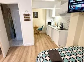 Studio Coconia RDC - Proche Centre & Gare - WiFi