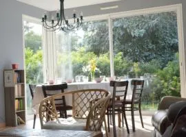 Maison au calme avec jardin & étang 25 min du Puy du F