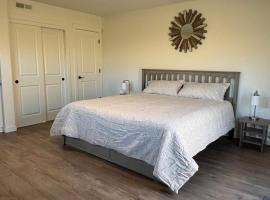 Studio in Forest Grove, hotel a Forest Grove